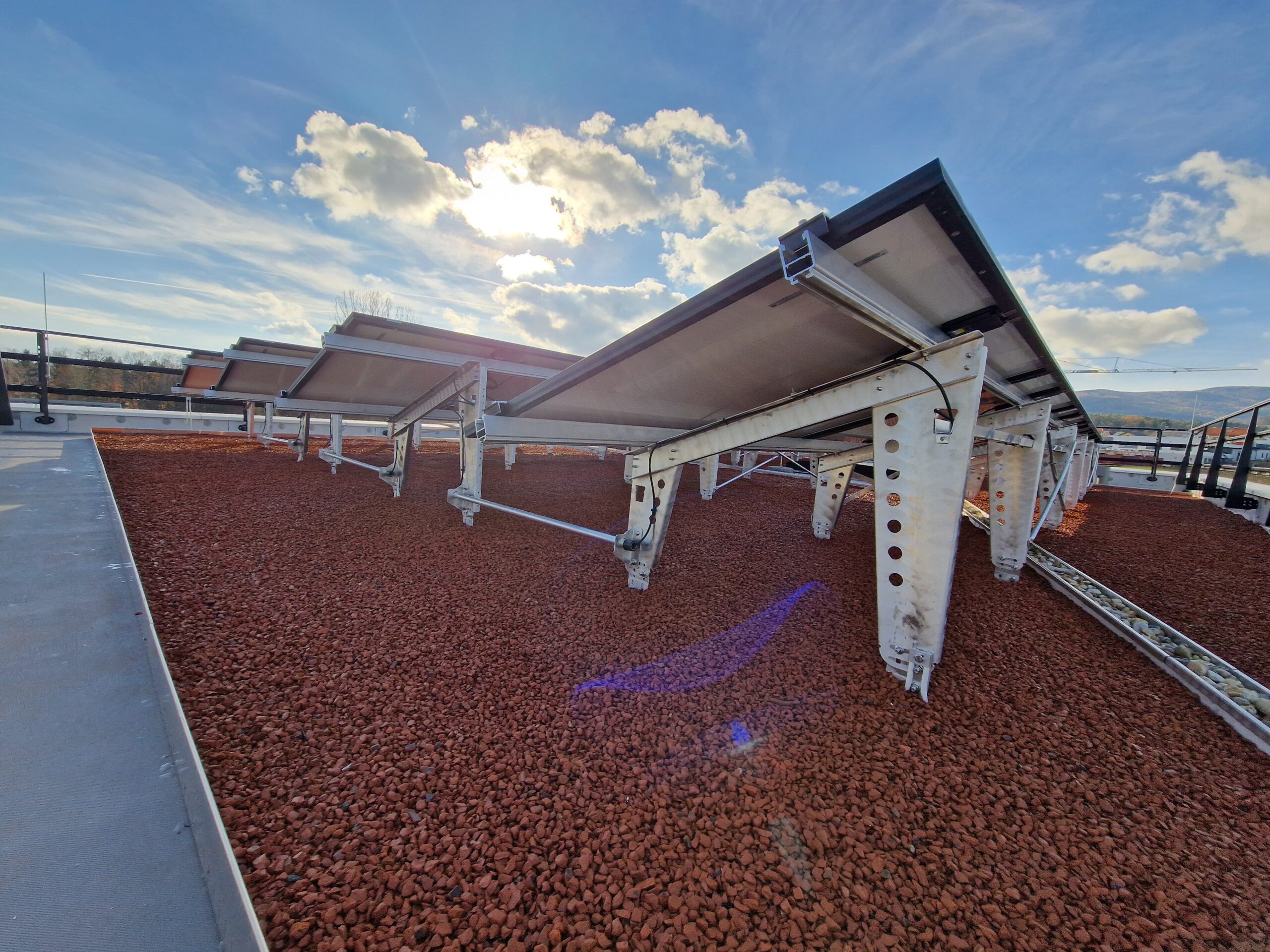 Schulungsraum der Zukunft – Grün. Solar. Sicher.